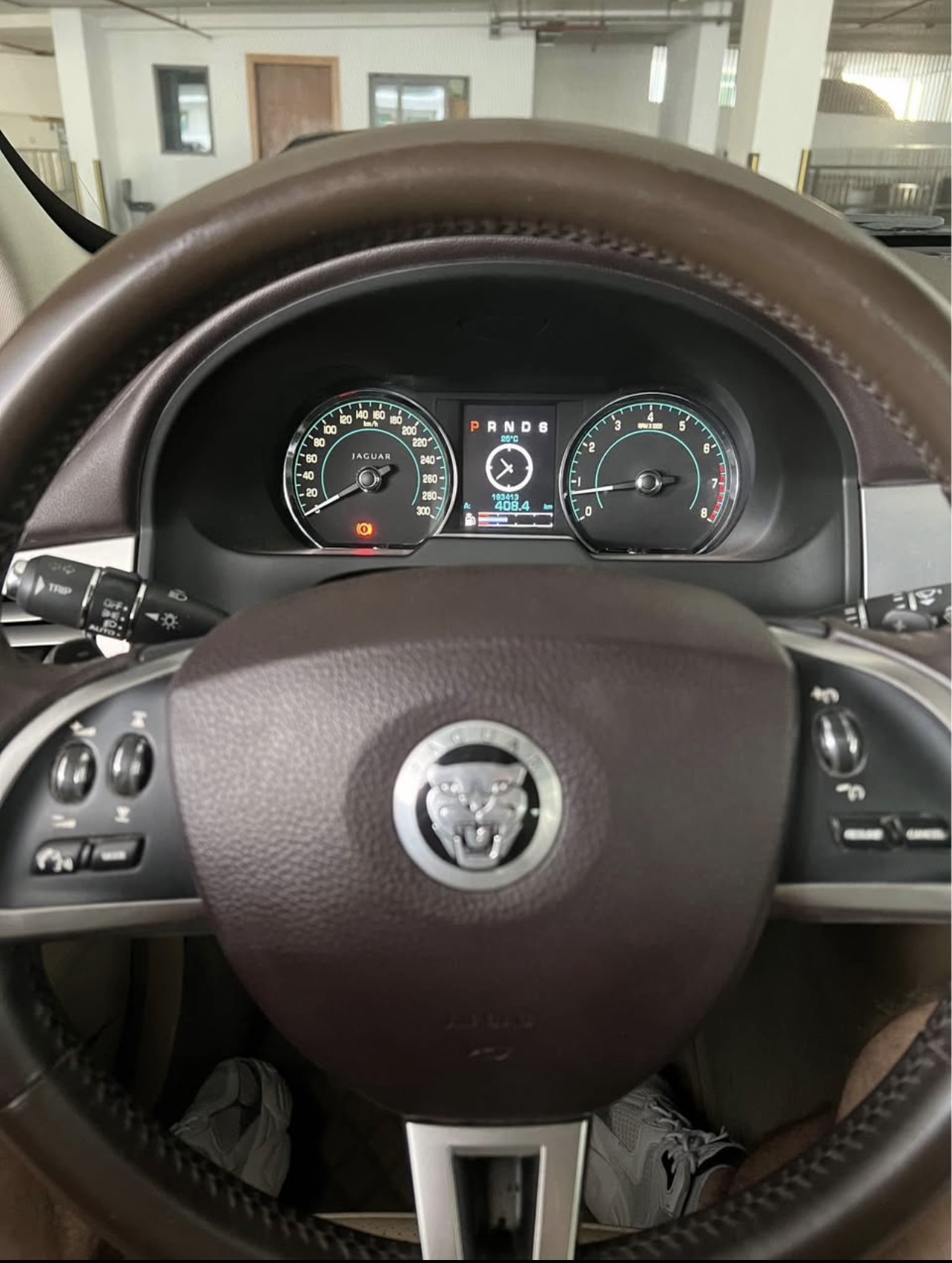 Jaguar XF 2012 V6 Full Option GCC Specs image 5